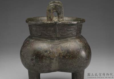 图片[2]-Lobed four-legged li vessel with phoenix design, mid-Western Zhou period, c. 10th-9th century BCE-China Archive